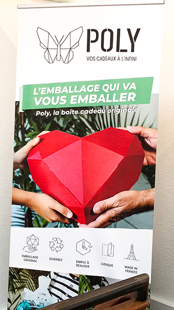 Panneau pub emballage Poly au DIY Festival